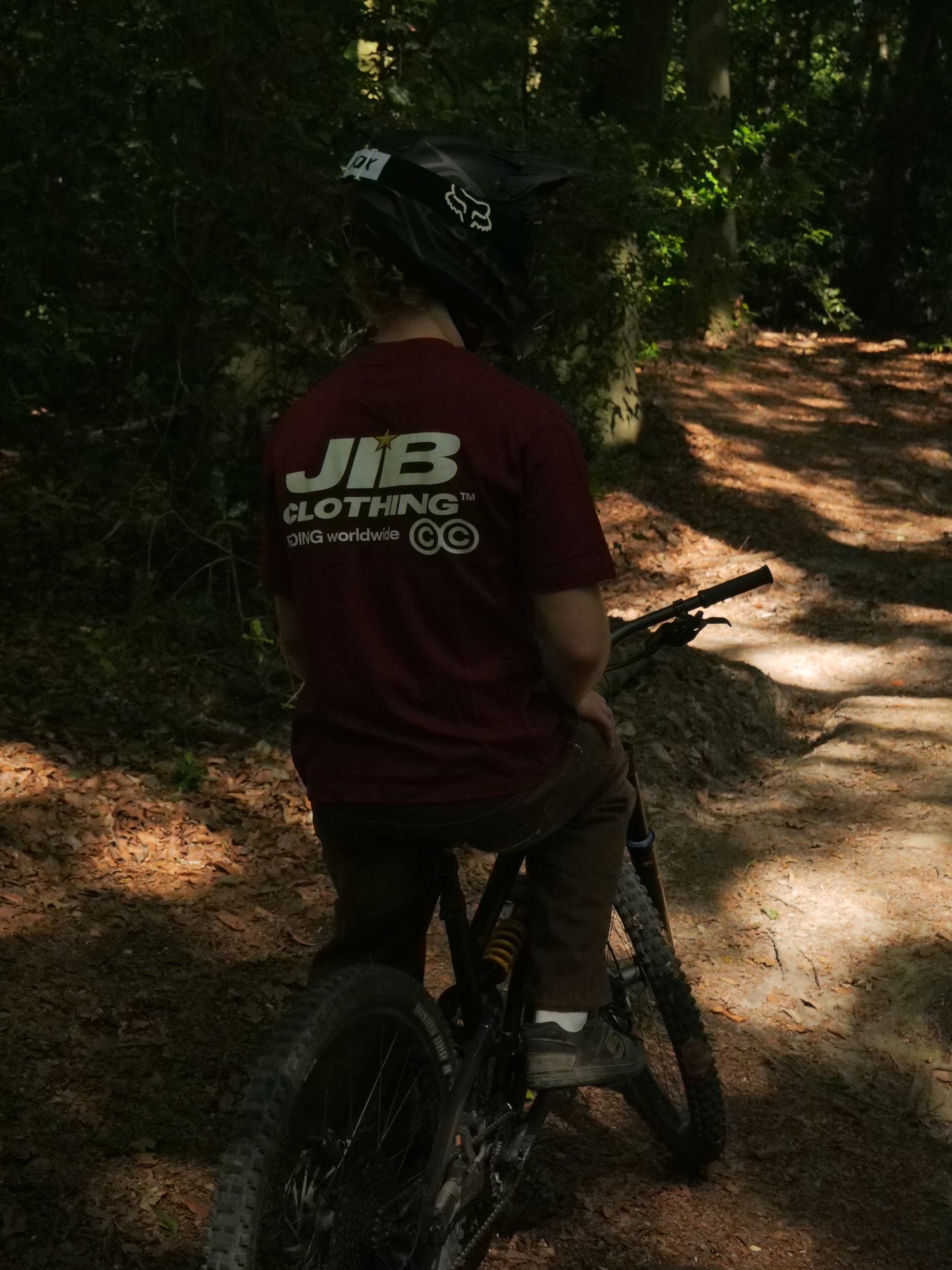 WORLDWIDE TEE