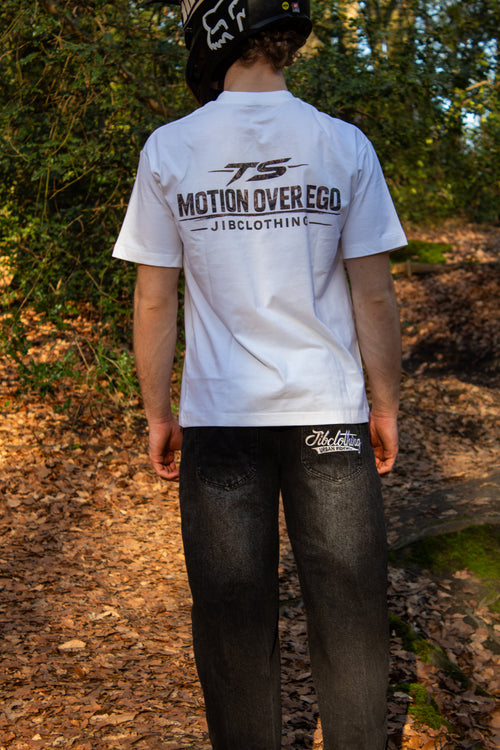 MOTION TEE