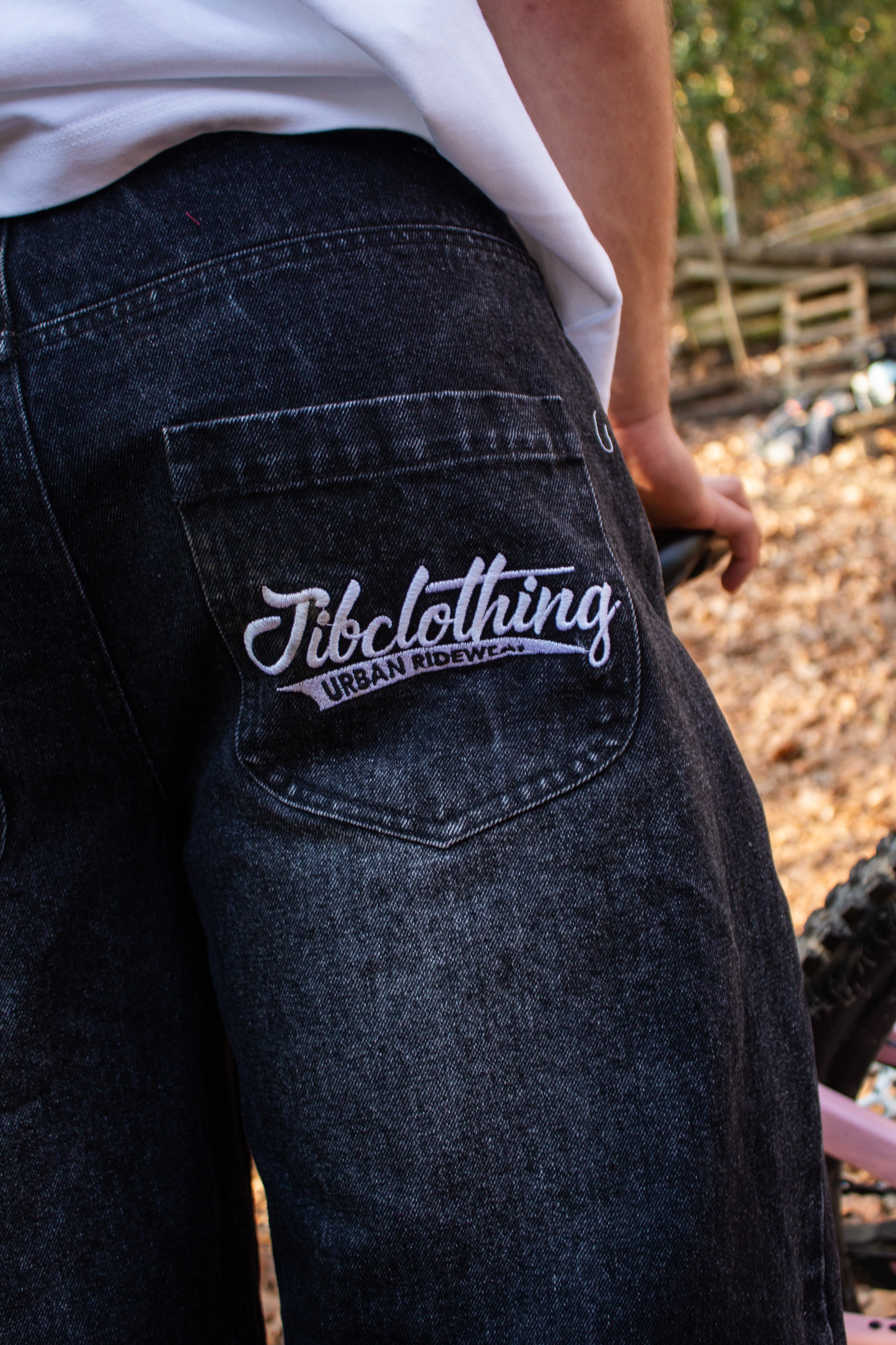 BAGGY JEANS (Restock Soon) Sign up for early access so you don’t miss